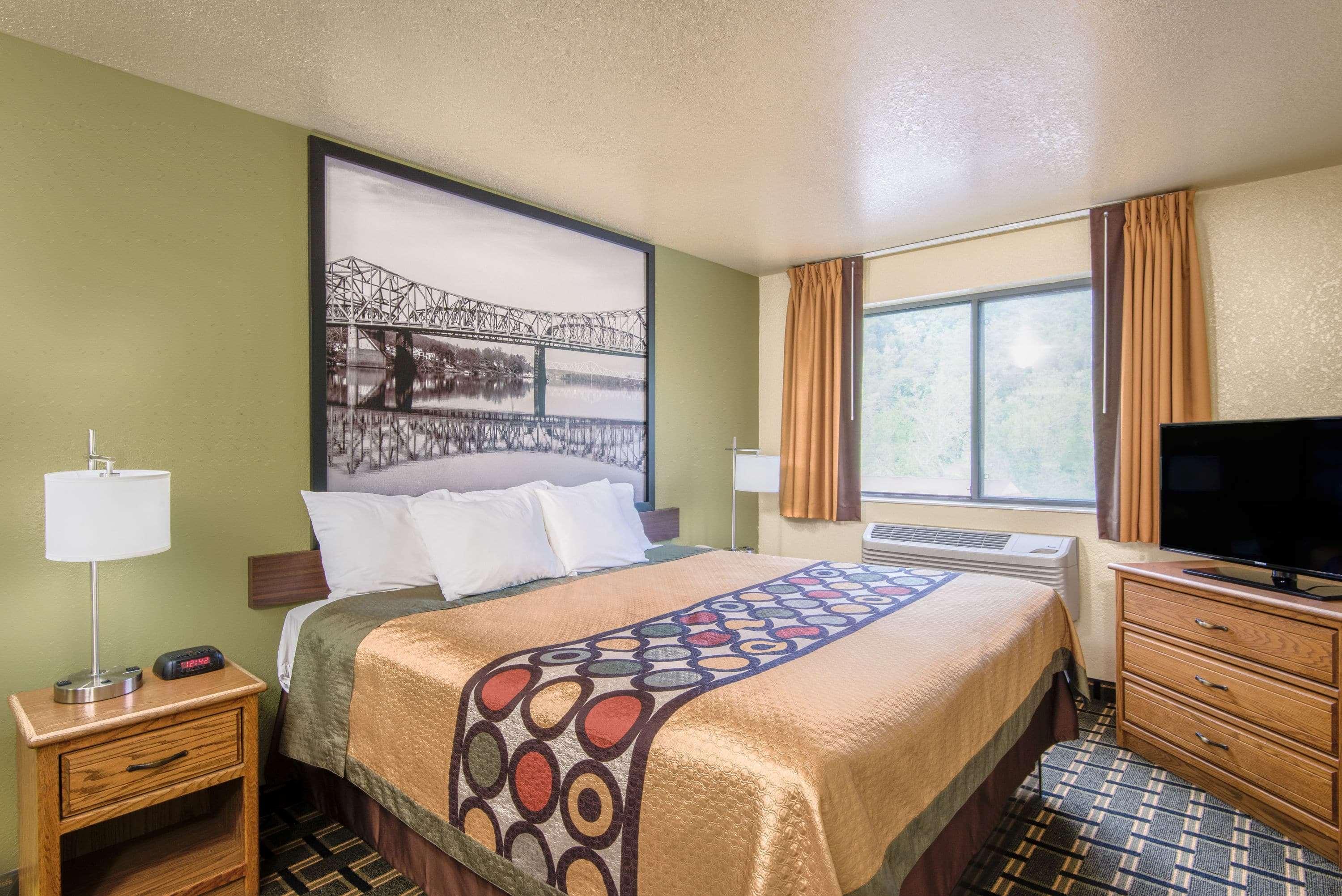 Super 8 By Wyndham Wheeling Wv Ξενοδοχείο Εξωτερικό φωτογραφία